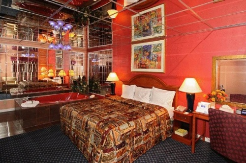 The Regal Inn & Suites image 11