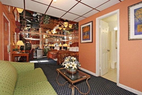 The Regal Inn & Suites image 16