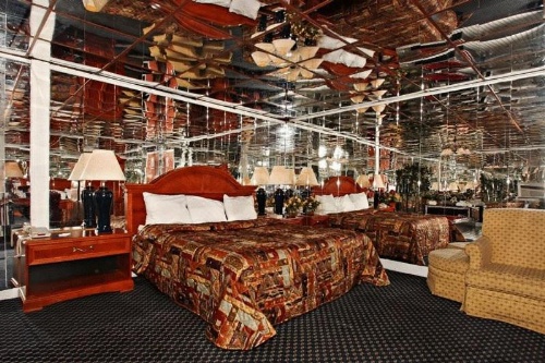 The Regal Inn & Suites image 22